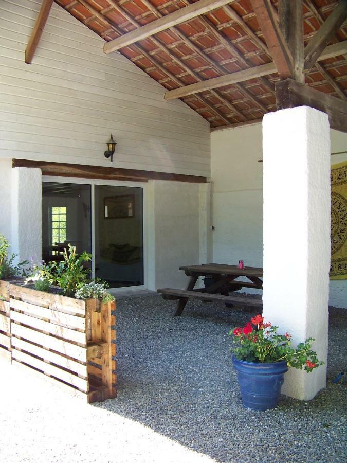 Gite, Jacuzzi & Vin Au Grenier De Madiran Exteriér fotografie
