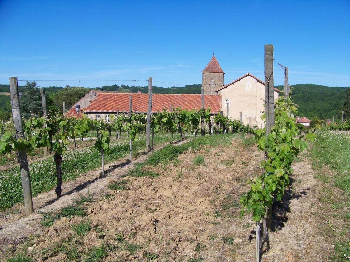 Gite, Jacuzzi & Vin Au Grenier De Madiran Exteriér fotografie